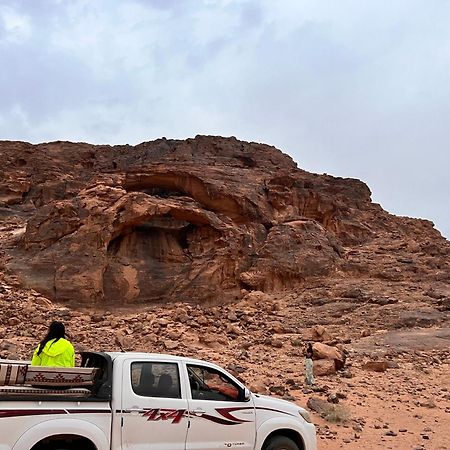 Raja Camp Hotel Wadi Rum Exterior photo