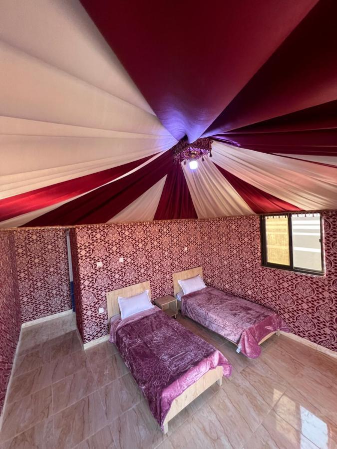 Raja Camp Hotel Wadi Rum Exterior photo